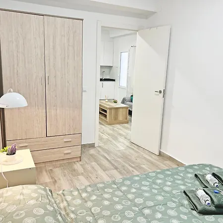 Apartamento Restaurado De 3 Y Ac Alicante