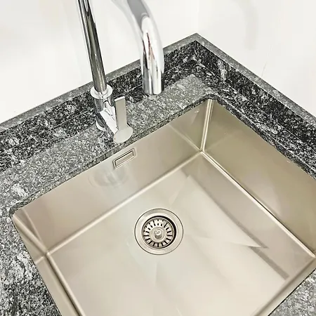 Apartamento Restaurado De 3 Y Ac *