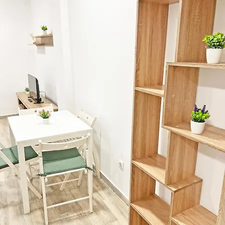 Apartamento Restaurado De 3 Y Ac *